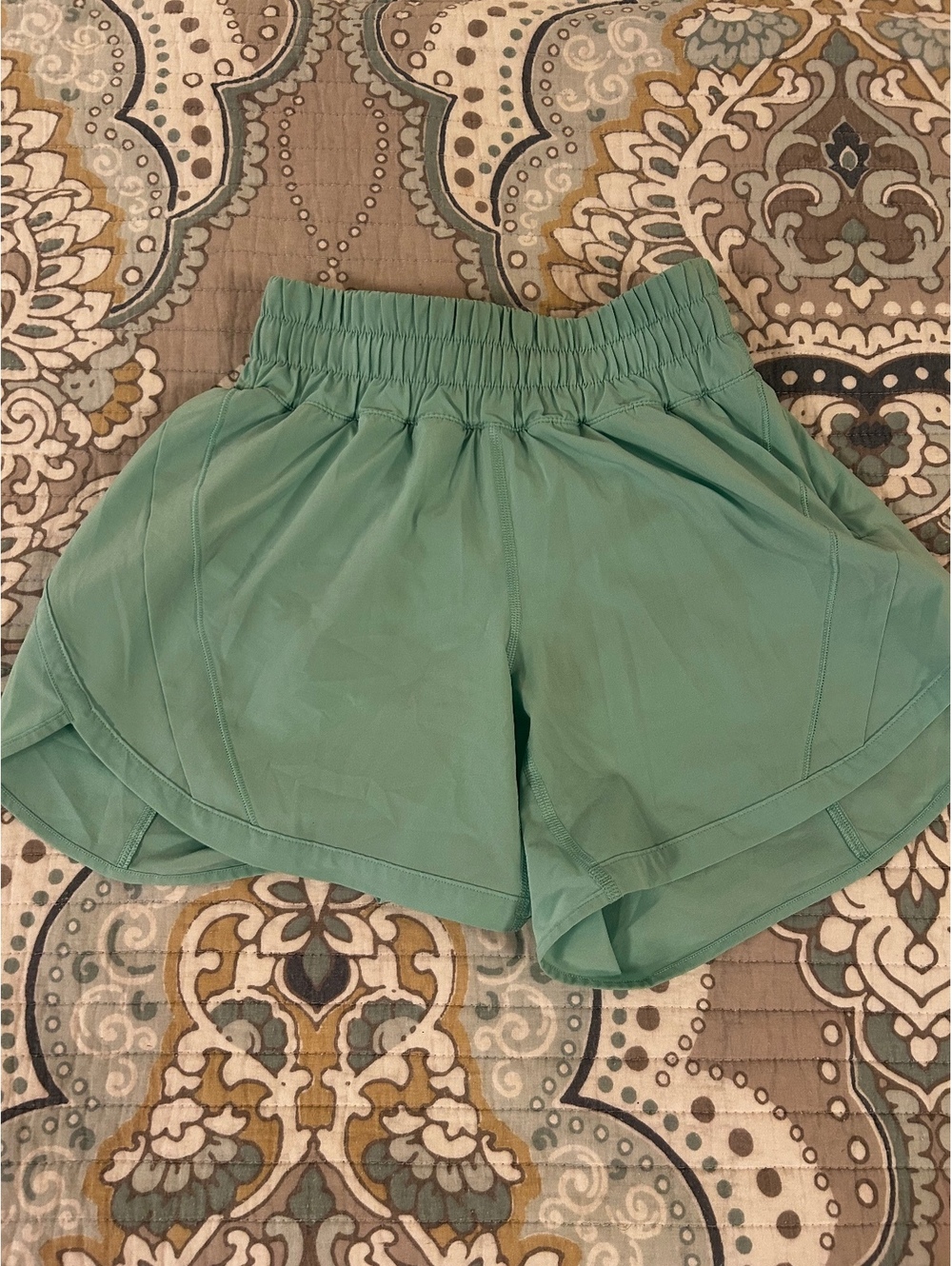 Lululemon Track That Mid-Rise Lined Short 5" in Mint Green